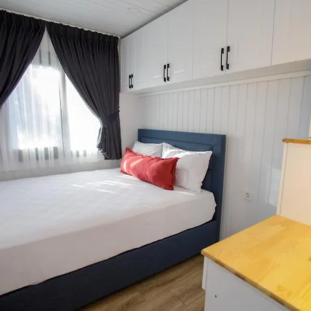 Hotel Elies Tiny Glamping *